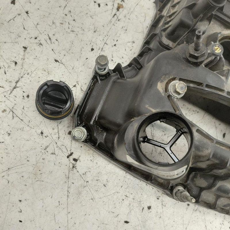 Ford Edge Driver Front Engine Cylinder Head Valve Cover  2019 2020 202