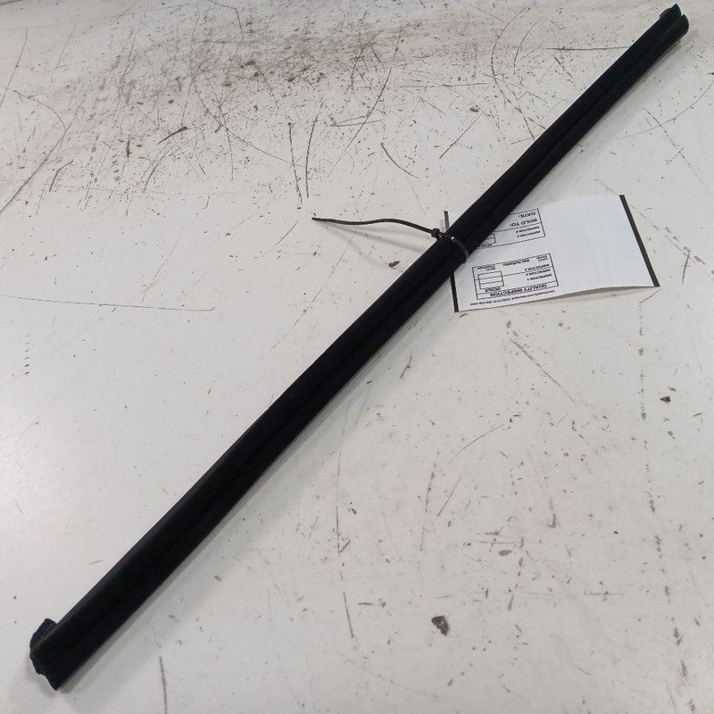 Kia Optima Left Front Weather Strip Interior  2018 2017 2016