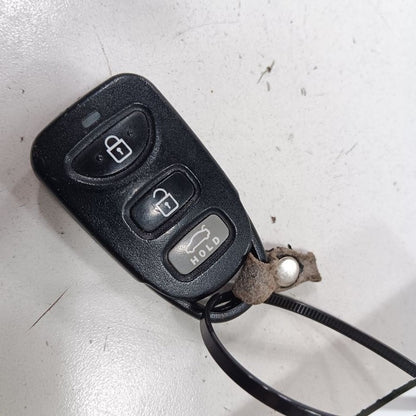 Fob Remote Remote ID TQ8-RKE-3F03 Fits 13-17 Hyundai Elantra OEM