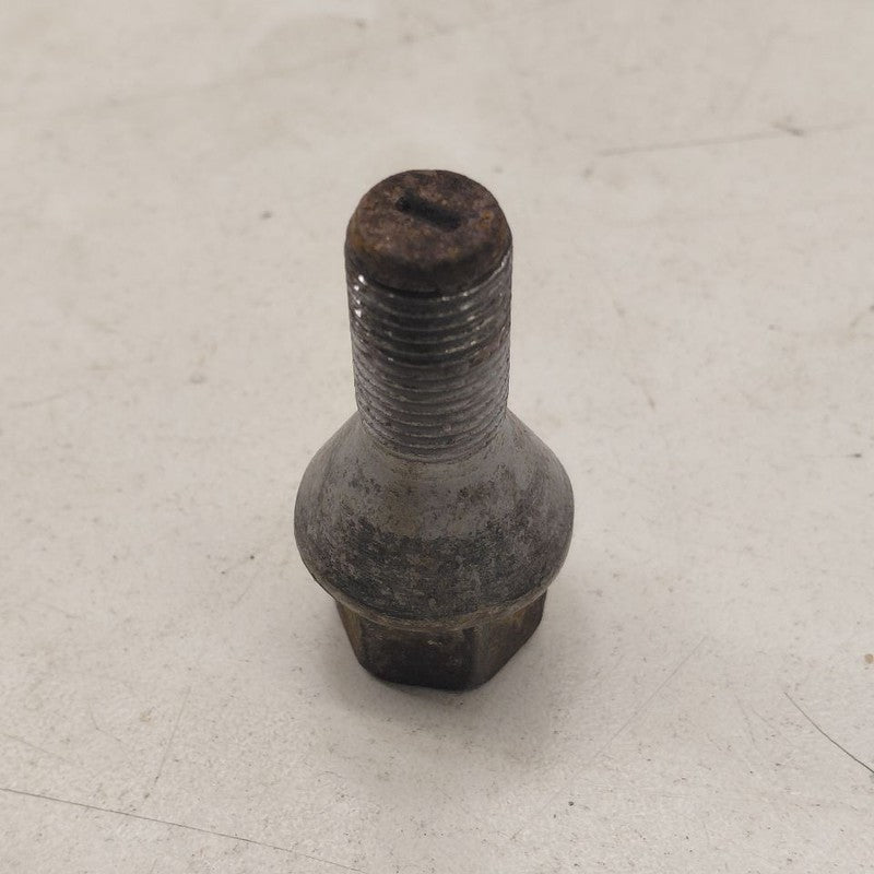 2018 Fiat 500 X Model Lug Nut Set