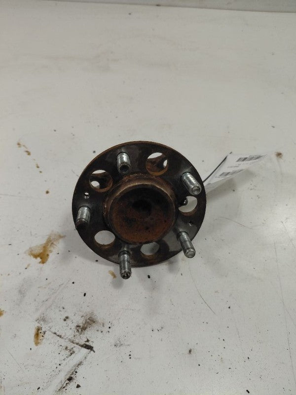 Kia Soul Rear Spindle Knuckle Bearing Hub  2017 2018 2019 OEM