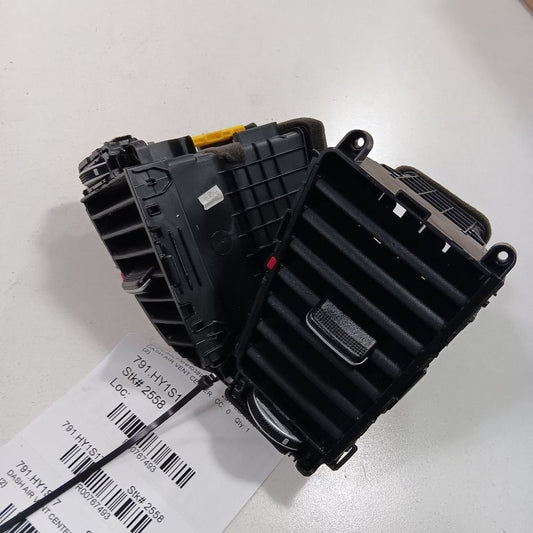 Hyundai Elantra Dash Air Vent Center Middle  2017 2018 2019 2020 OEM