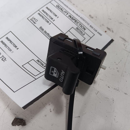 Fiat 500 Power Window Switch Right Passenger Front  2016 2017 OEM