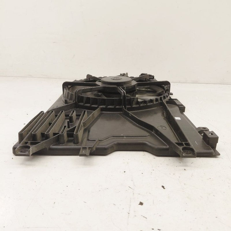 Radiator Cooling Fan Motor Fan Assembly Naturally Aspirated Fits 19-23