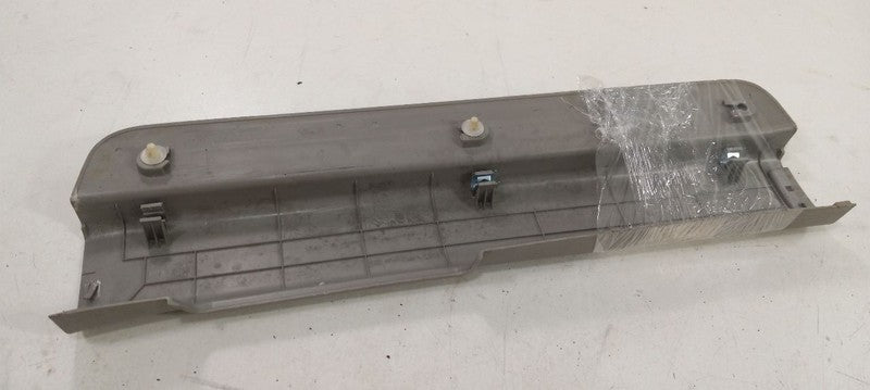 Saturn Vue Sill Trim Plate Door Jam Threshold Right Passenger Front 20