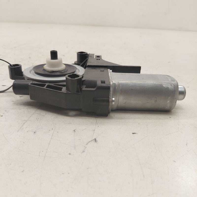 Passenger Right Rear Power Window Motor Fits 14-15 19-20 Jeep Cherokee