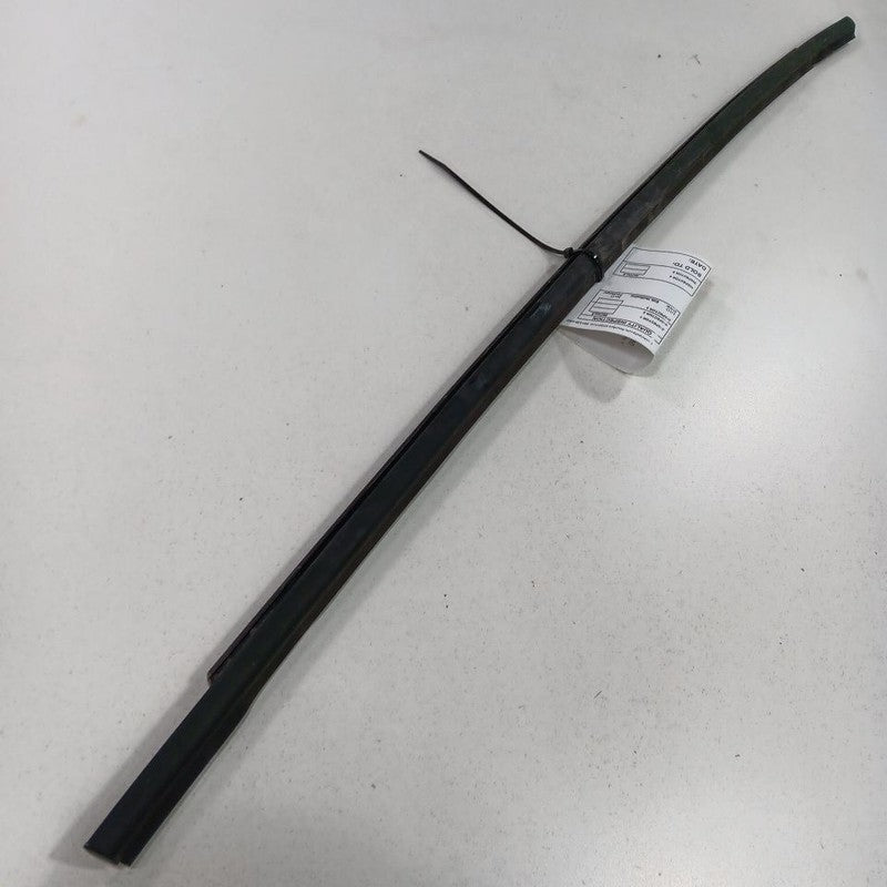 Hyundai Accent Window Weather Strip Trim Rear Right Passenger Side Bac