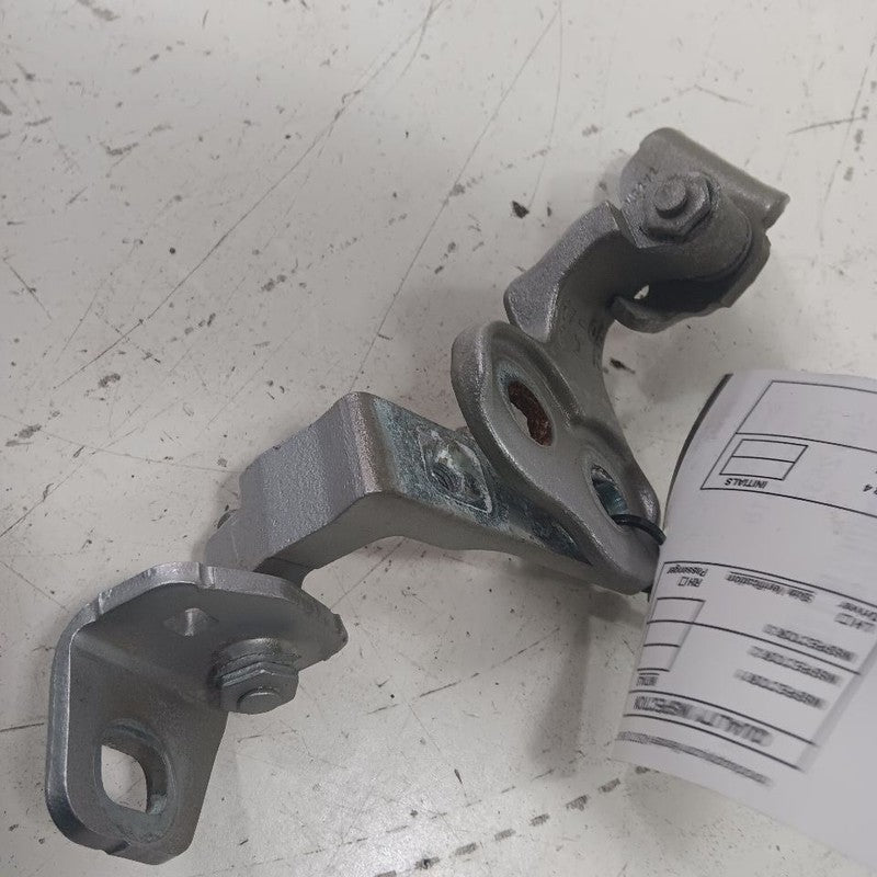 Ford Focus Door Hinge Set Right Front Passenger  2018 2017 2016 2015 O