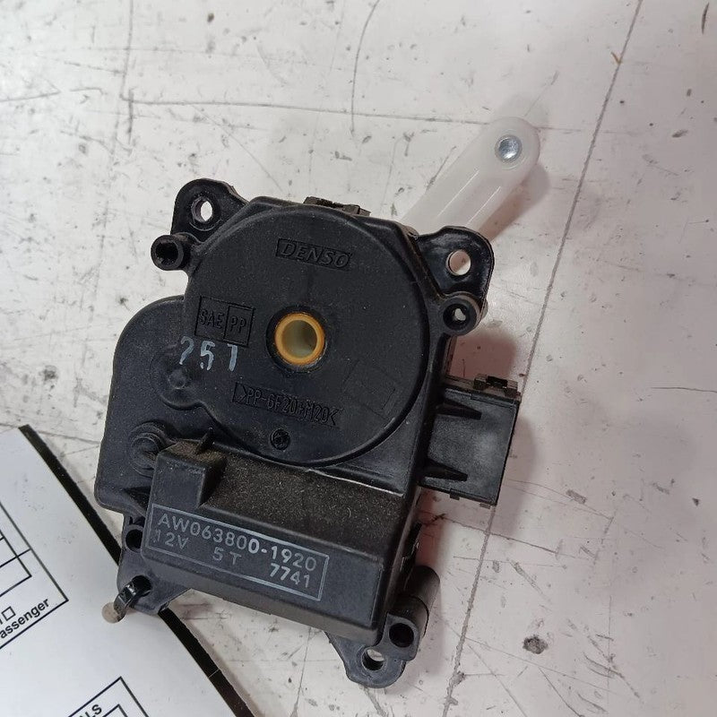 Legacy Outback Flap Door Motor Heater AC Door Actuator  2015 2016 2017