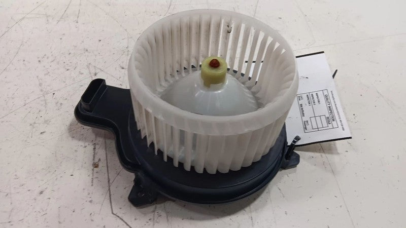 Blower Motor Fits 16-18 Chevy Malibu OEM