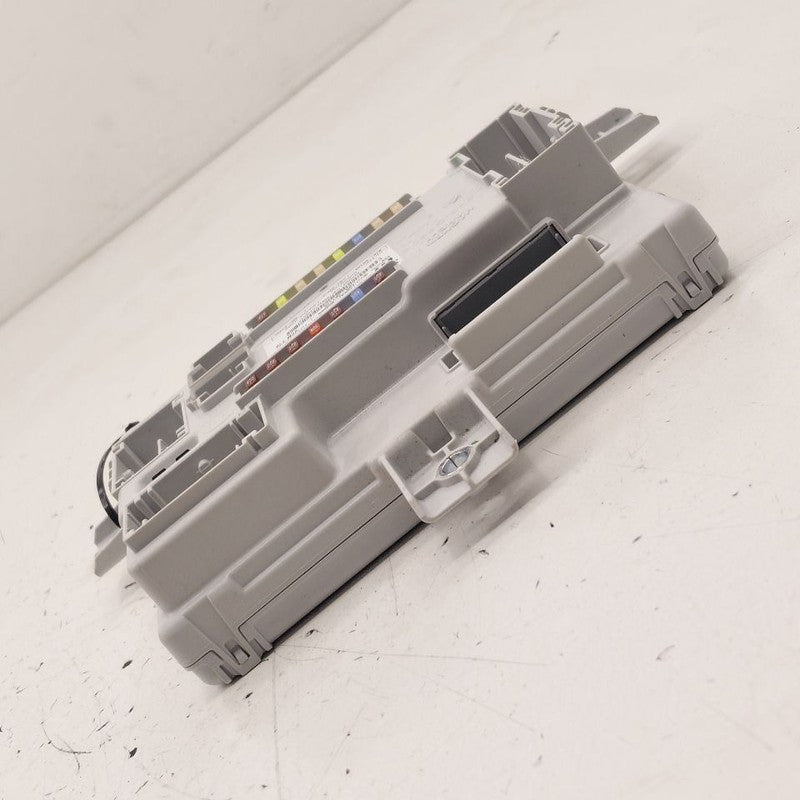 Alfa Romeo Stelvio Cabin Fuse Box Interior Inner Under Dash  2018 2019