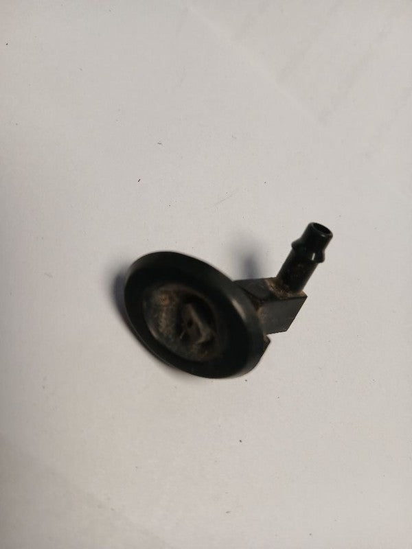 Chevy Trailblazer Rear Wiper Washer Fluid Hood Sprayer Nozzle 2023 202