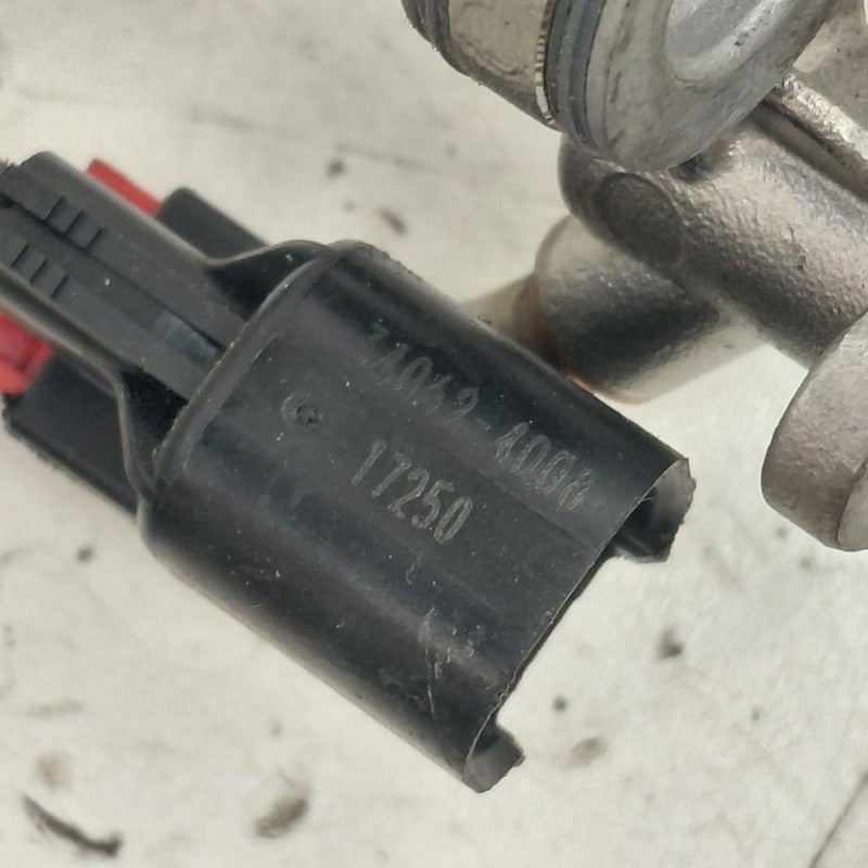 Chevy Volt Fuel Rail Injection Injector Mount Bar  1.5 2019 2018 2017 
