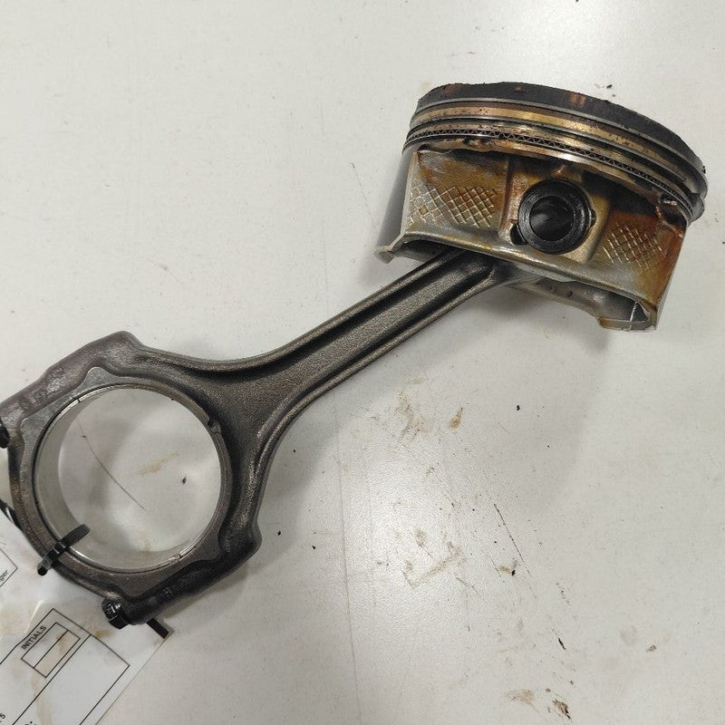 Chrysler 300 Single Piston With Connecting Rod   3.6 2017 2018 2019 OE