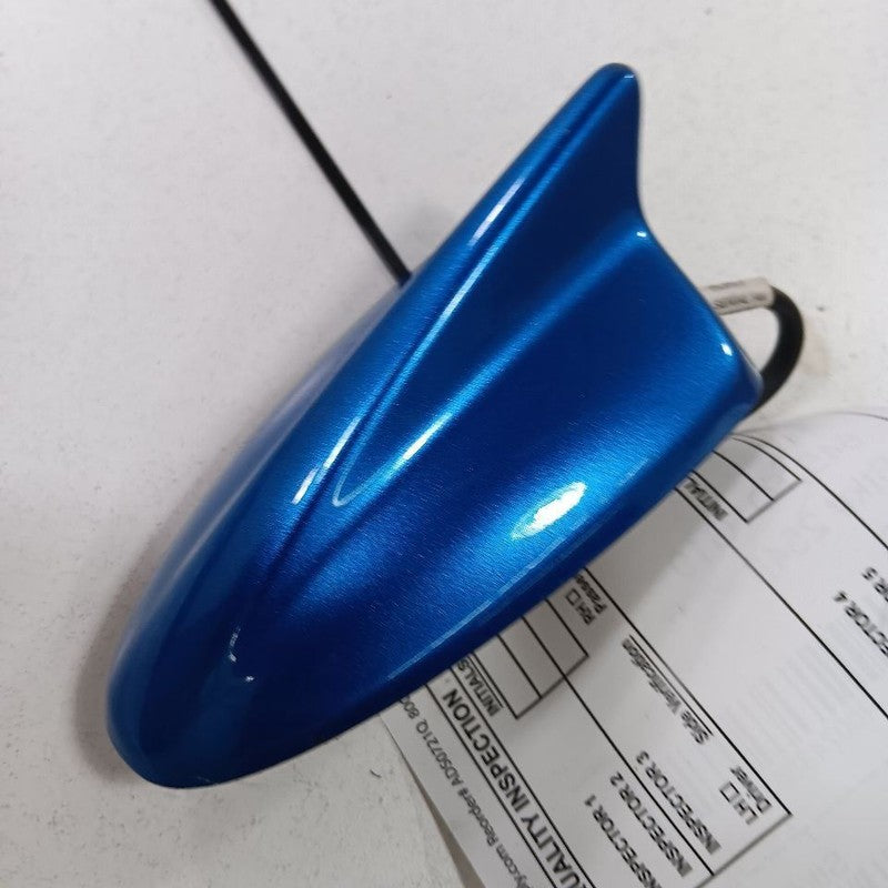 Toyota Yaris Antenna  2020 2019 2018 2017 2016 OEM