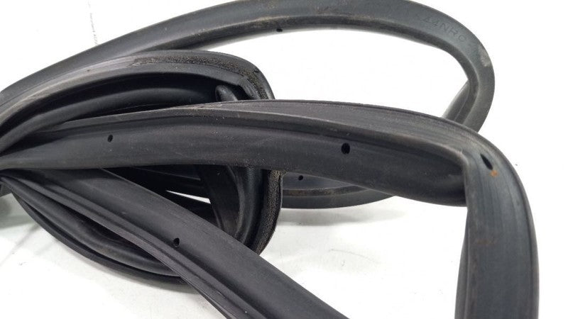 Lexus ES330 On Door Seal Rubber Right Passenger Rear Back 2004 2005 20