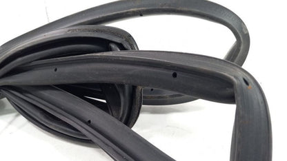 Lexus ES330 On Door Seal Rubber Right Passenger Rear Back 2004 2005 20