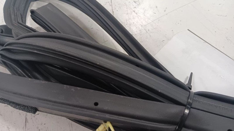 Subaru Impreza On Door Seal Rubber Left Driver Front 2024 OEM