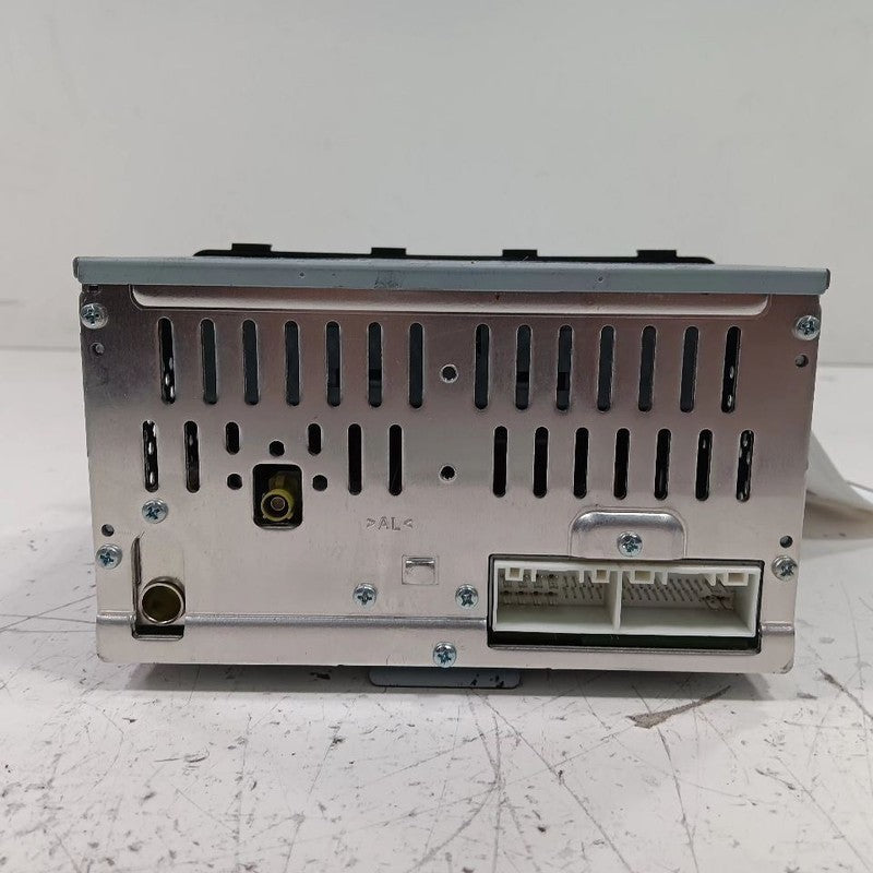 Audio Equipment Radio AM-FM-stereo-CD-MP3 US Market Fits 14 ACCENT