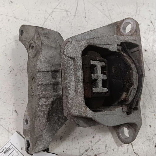 Nissan Kicks Engine Motor Mount Right Passenger  1.6 2021 2022 2023 20