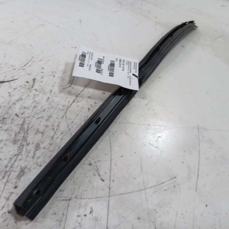 Subaru Legacy Outback Left Front Weather Strip Interior  2015 2016 201