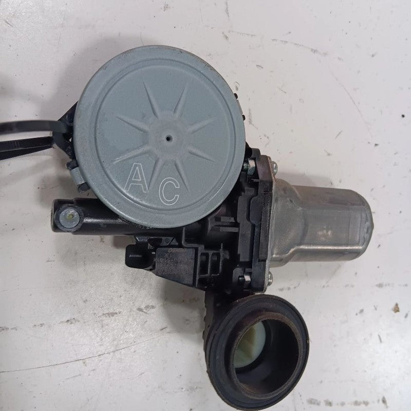Passenger Right Rear Power Window Motor Prius C VIN B3 Fits 12-19 Priu