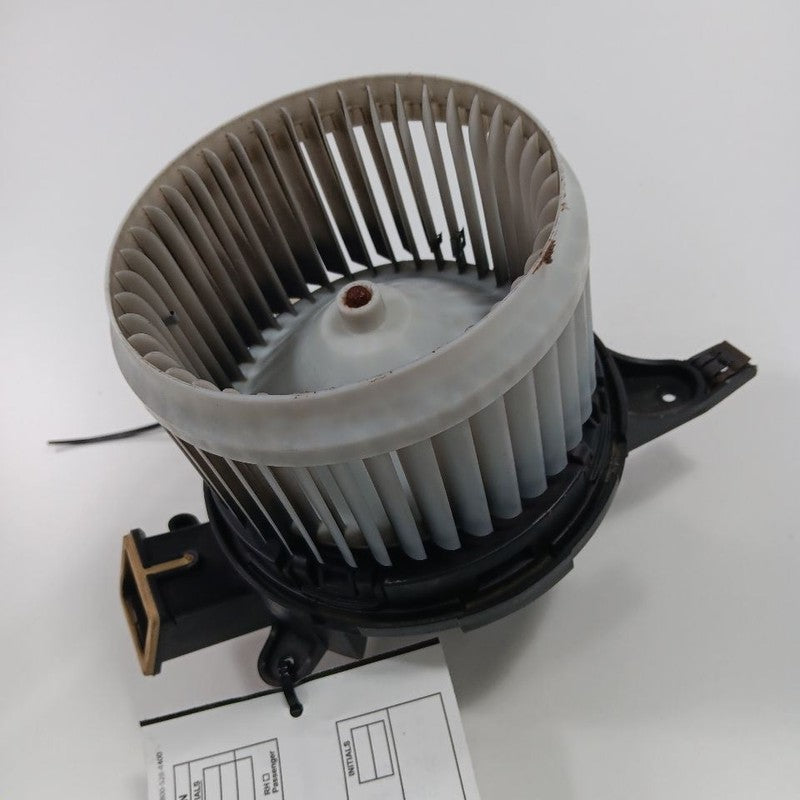 Blower Motor 4 Door L Model Fits 14-17 FIAT 500 OEM