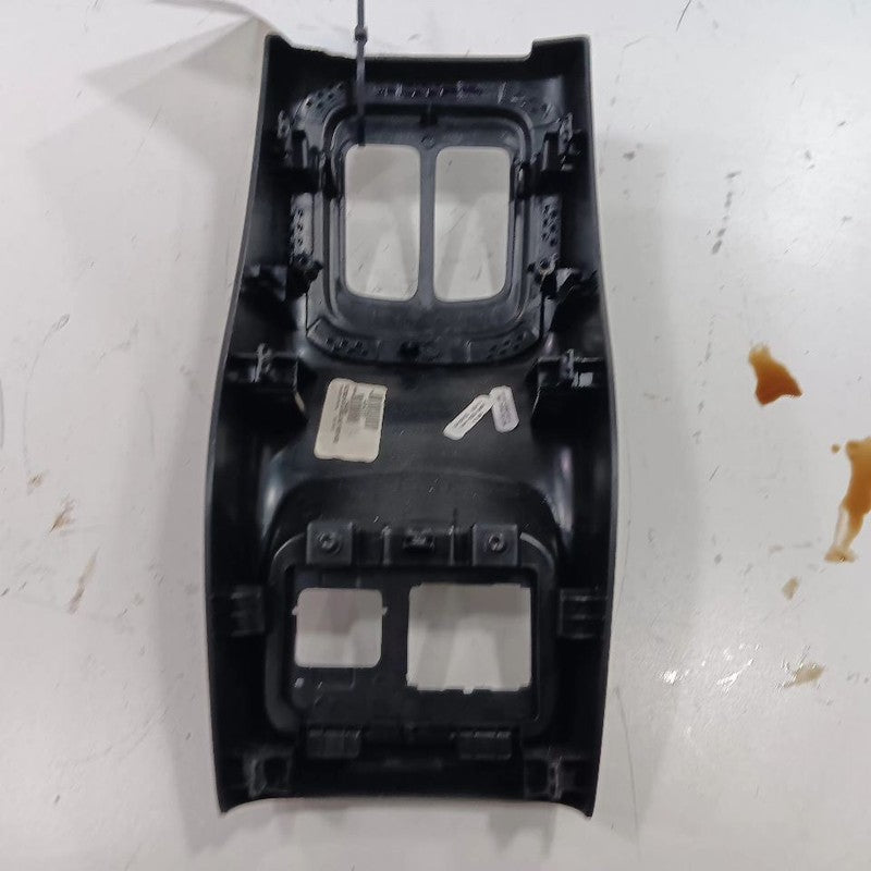 Jeep Compass Center Console Rear End Cap Trim Cover  2021 2020 2019 2018 2017