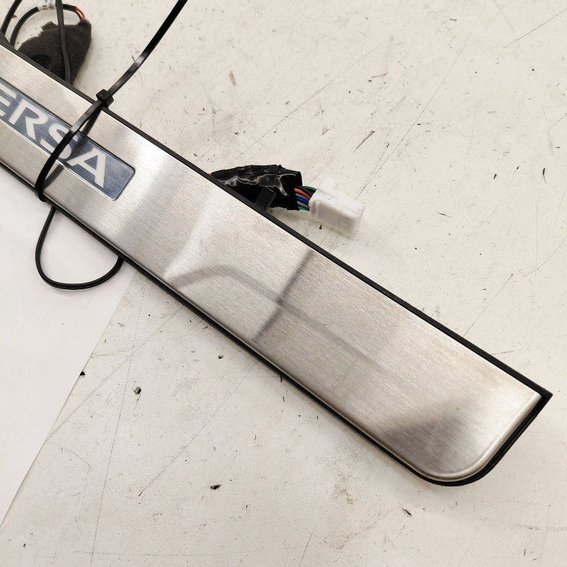 Nissan Versa Sill Trim Scuff Plate Right Passenger Front {T99F64RA0A} 