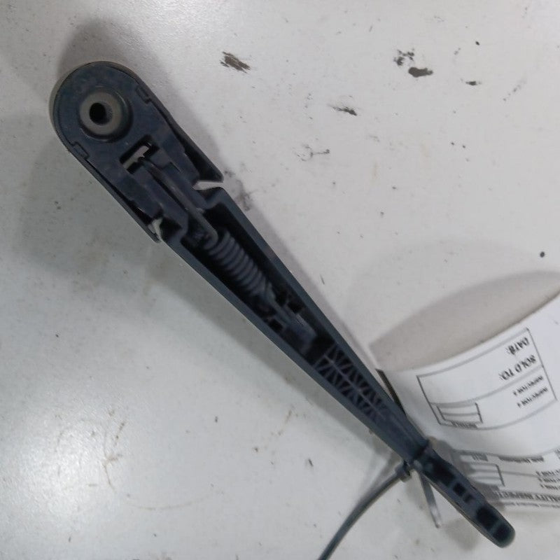 Mitsubishi Outlander Wiper Arm Rear  2020 2021 2022 2023 OEM
