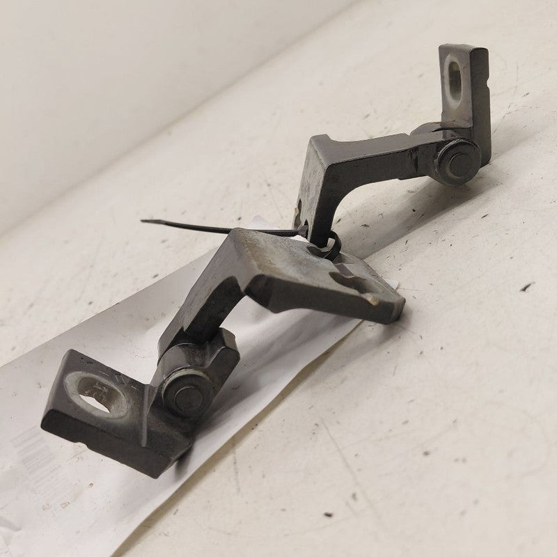 2018 Fiat 500 X Model Door Hinge Set Right Front Passenger