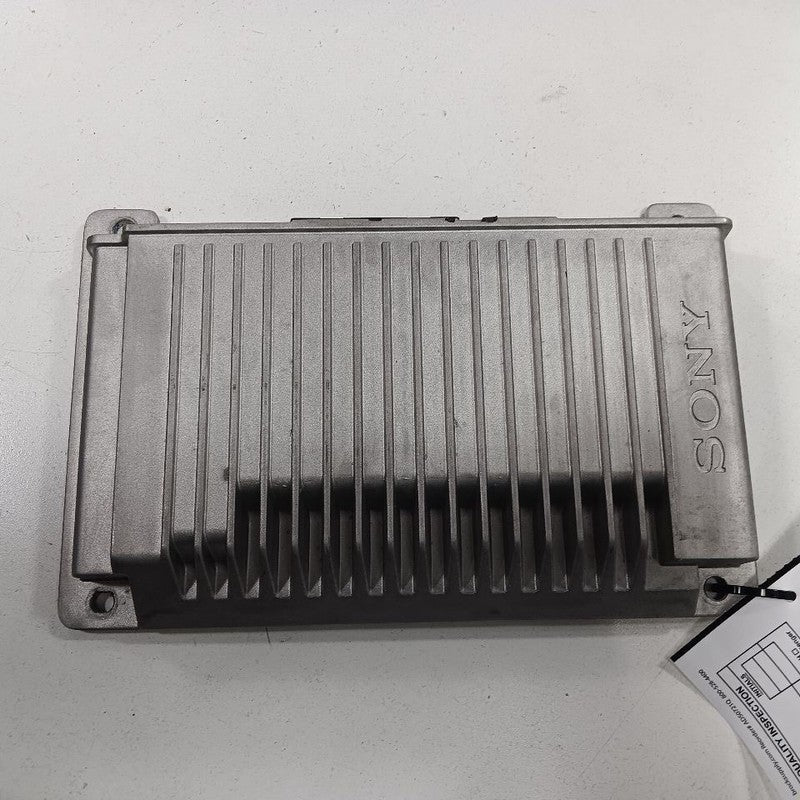 Audio Equipment Radio Amplifier 12 Speaker System 17-19 Ford Explorer