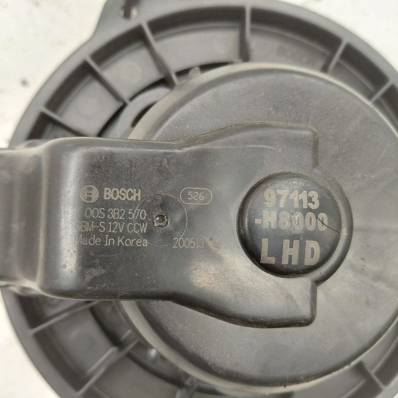 Blower Motor Fits 20-24 Hyundai Venue