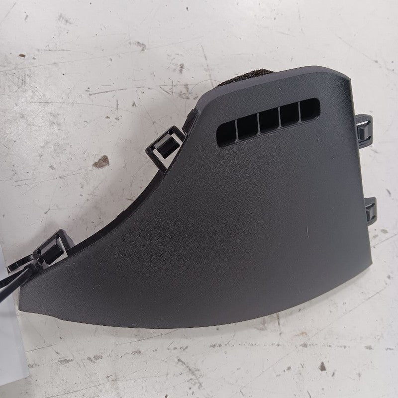 Nissan LEAF Defrost Vent Left Driver Side  2013 2014 2015 2016 2017 OE