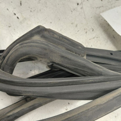 Honda Clarity On Door Seal Rubber Right Passenger Rear Back  2018 2019