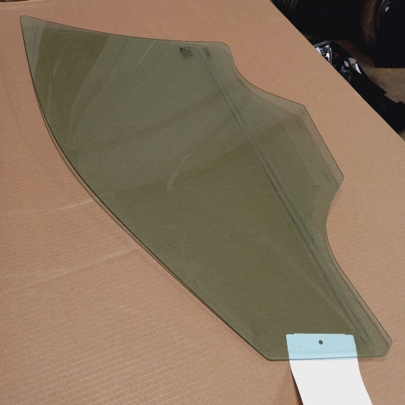 Passenger Right Front Door Glass Window Fits 24-25 Chevy Trax
