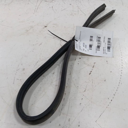 Jeep Renegade Cowl Vent Panel Hood Rubber Seal   2021 2020 2019