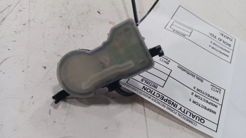 Nissan Rogue TPMS Tire Pressure Monitor System Sensor  2014 2015 2016 2017