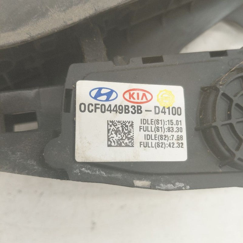 Hyundai Santa Fe Gas Pedal  2019 2020