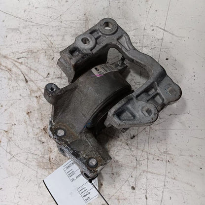 Ford Taurus Engine Motor Mount Left Driver  2019 2018 2017 2016 2015 2