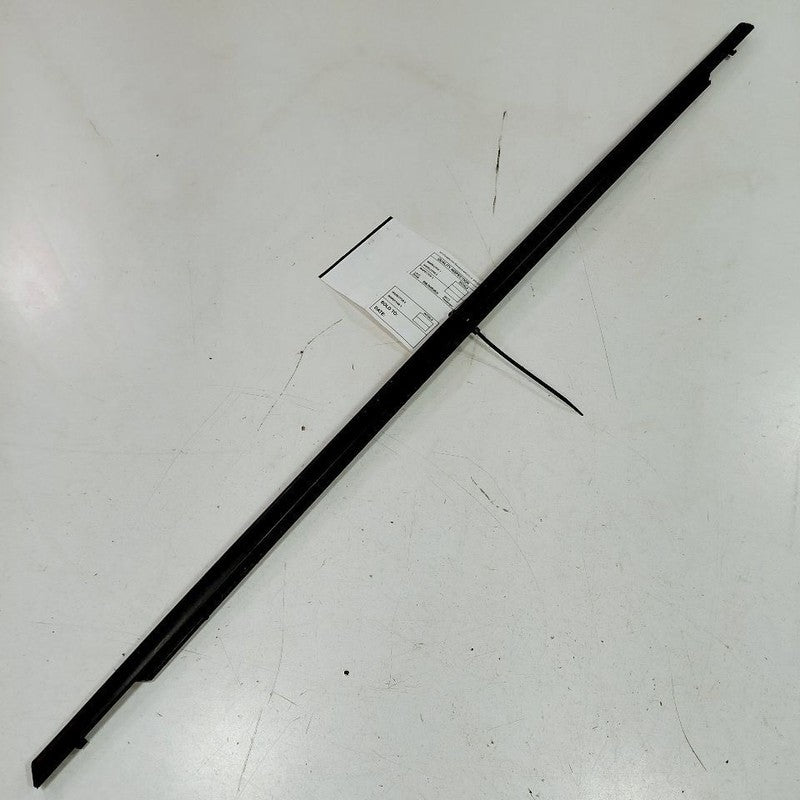 Hyundai Elantra Door Glass Window Weather Strip Trim Rear Right Passen