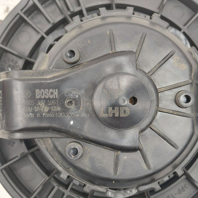 Blower Motor Front Fits 20-25 TELLURIDE