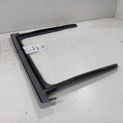 Jeep Compass Door Glass Window Seal Rubber Right Passenger Rear Back  2021 2020 