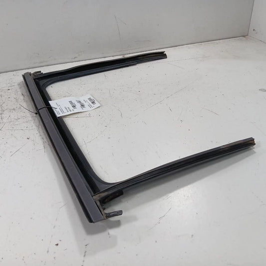 Jeep Compass Door Glass Window Seal Rubber Right Passenger Rear Back  2021 2020 