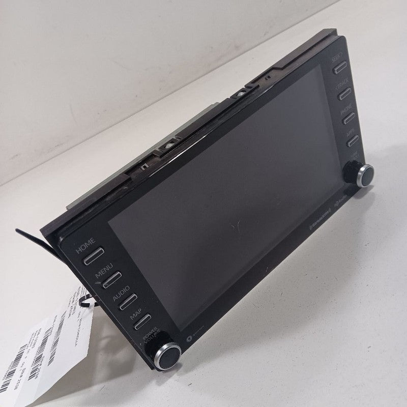 8614012560 Audio Equipment Radio Display And Receiver Hatchback 19-22 Toyota Corolla