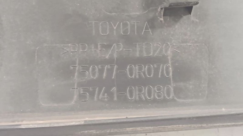 Toyota Rav 4 Door Molding Trim Strip Right Passenger Side Rear Back  2