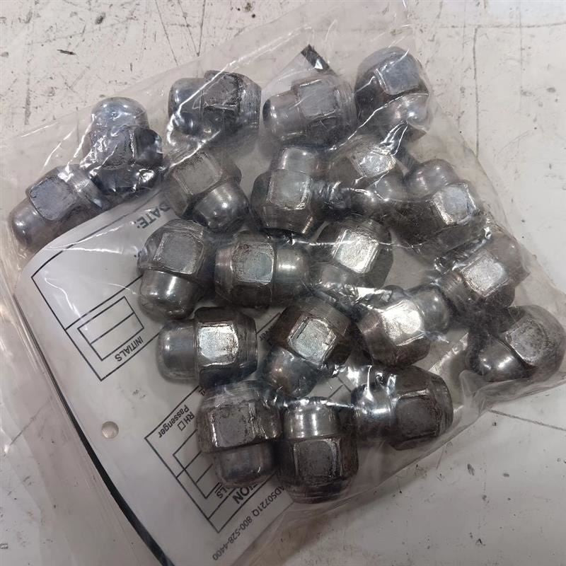 Kia Forte Lug Nut Set  2014 2015 2016