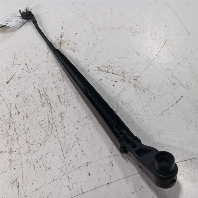 Buick Encore Windshield Wiper Arm Left Driver  2018 2019 2020 OEM