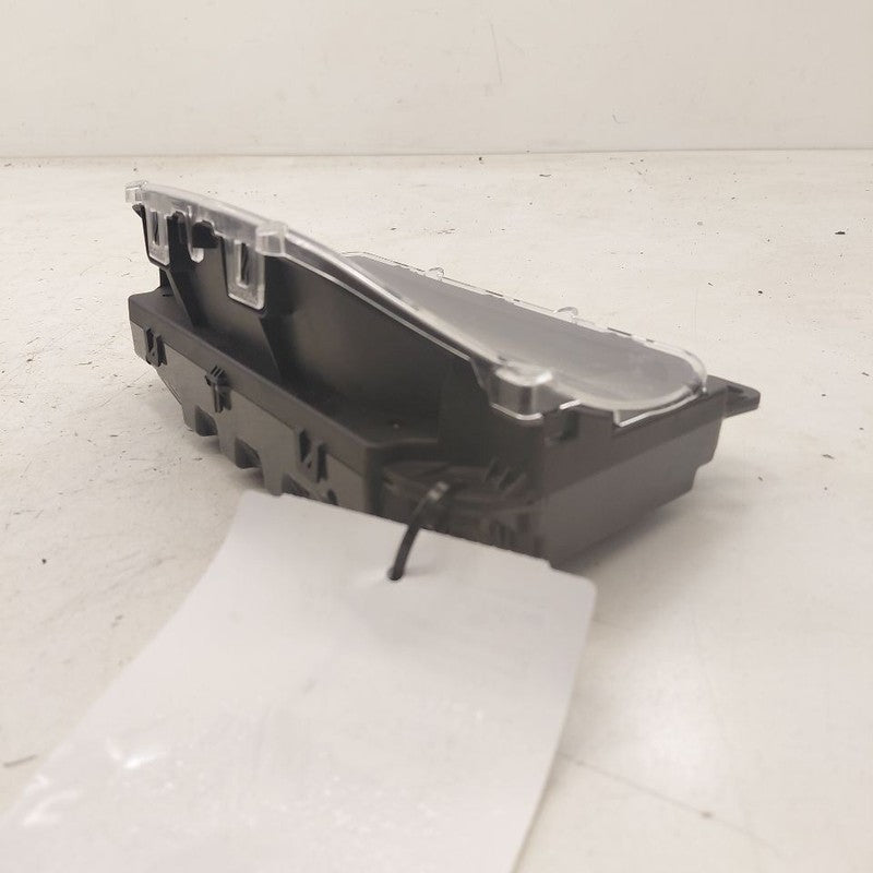 Speedometer Gauge Cluster ID 84075349 Fits 17 Chevy Volt