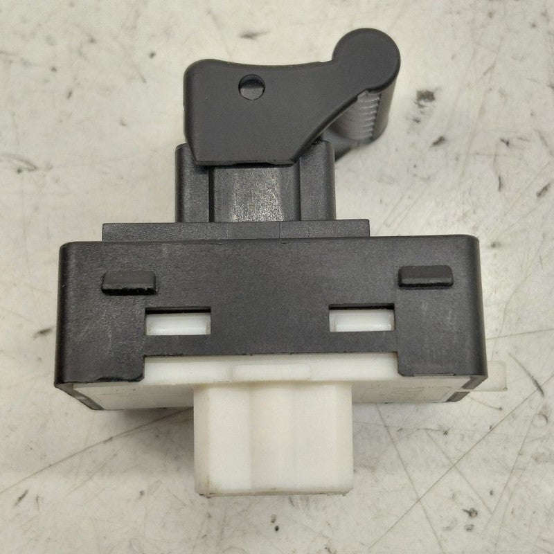 Fiat 500 X Model   Window Switch Power Left Driver Rear  2016 2017